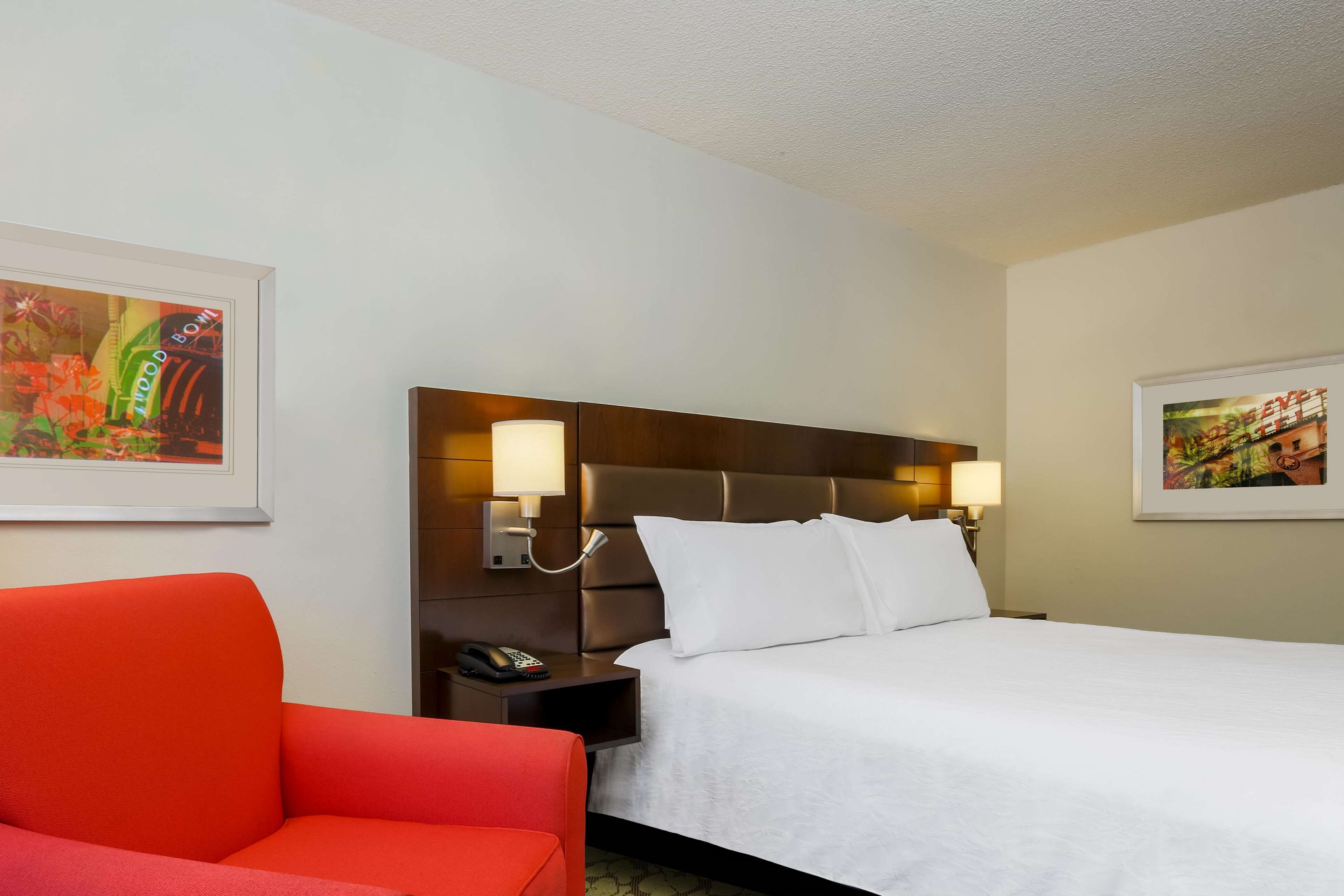 Hilton Garden Inn Los Angeles/Hollywood Photo