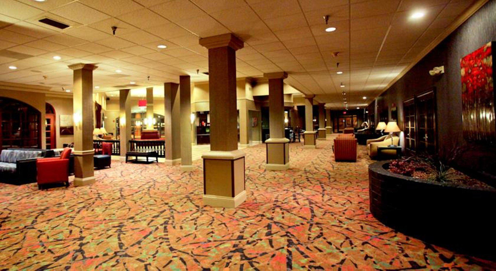 Holiday Inn Dubuque/Galena Photo