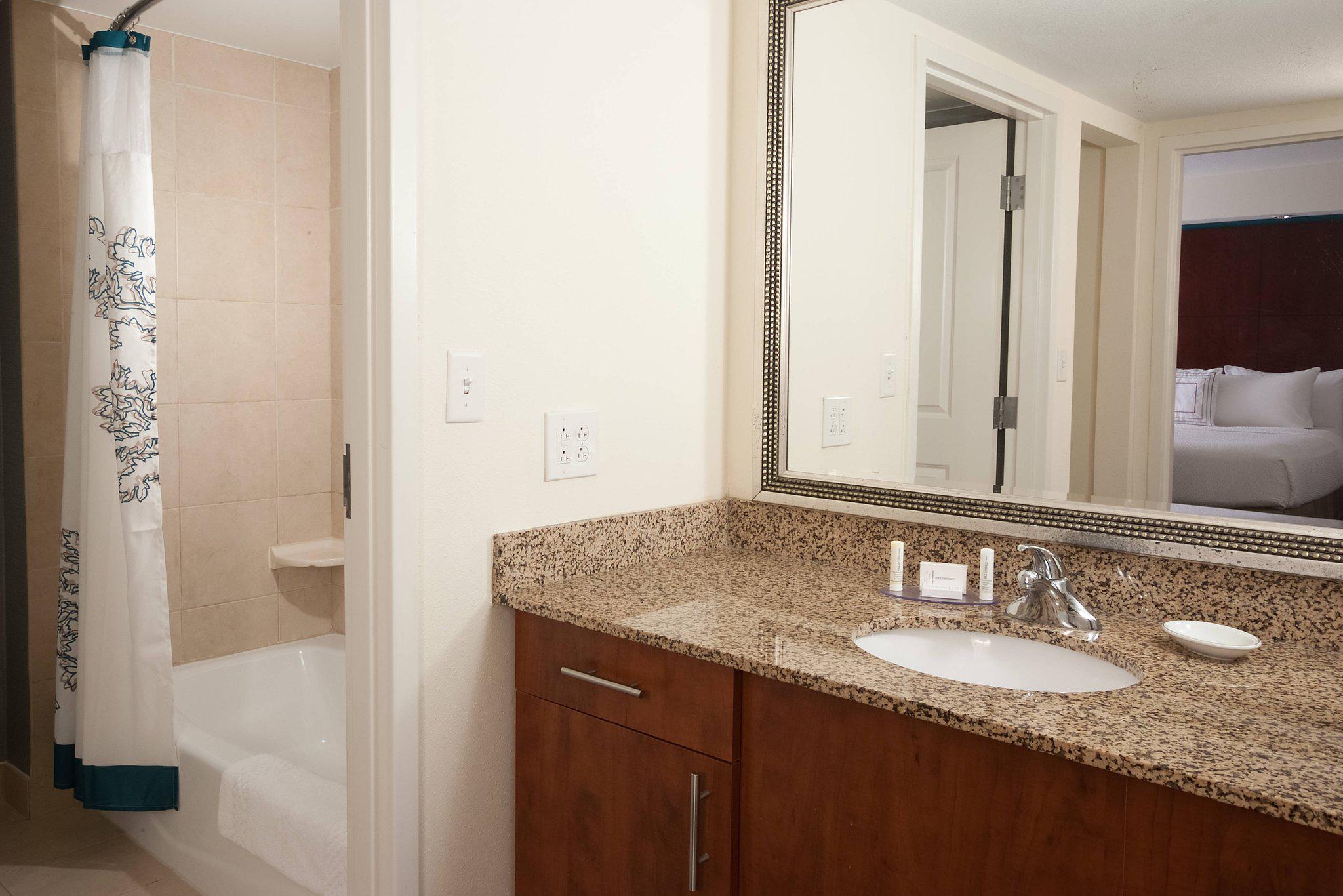 Residence Inn by Marriott Fort Myers Sanibel Photo