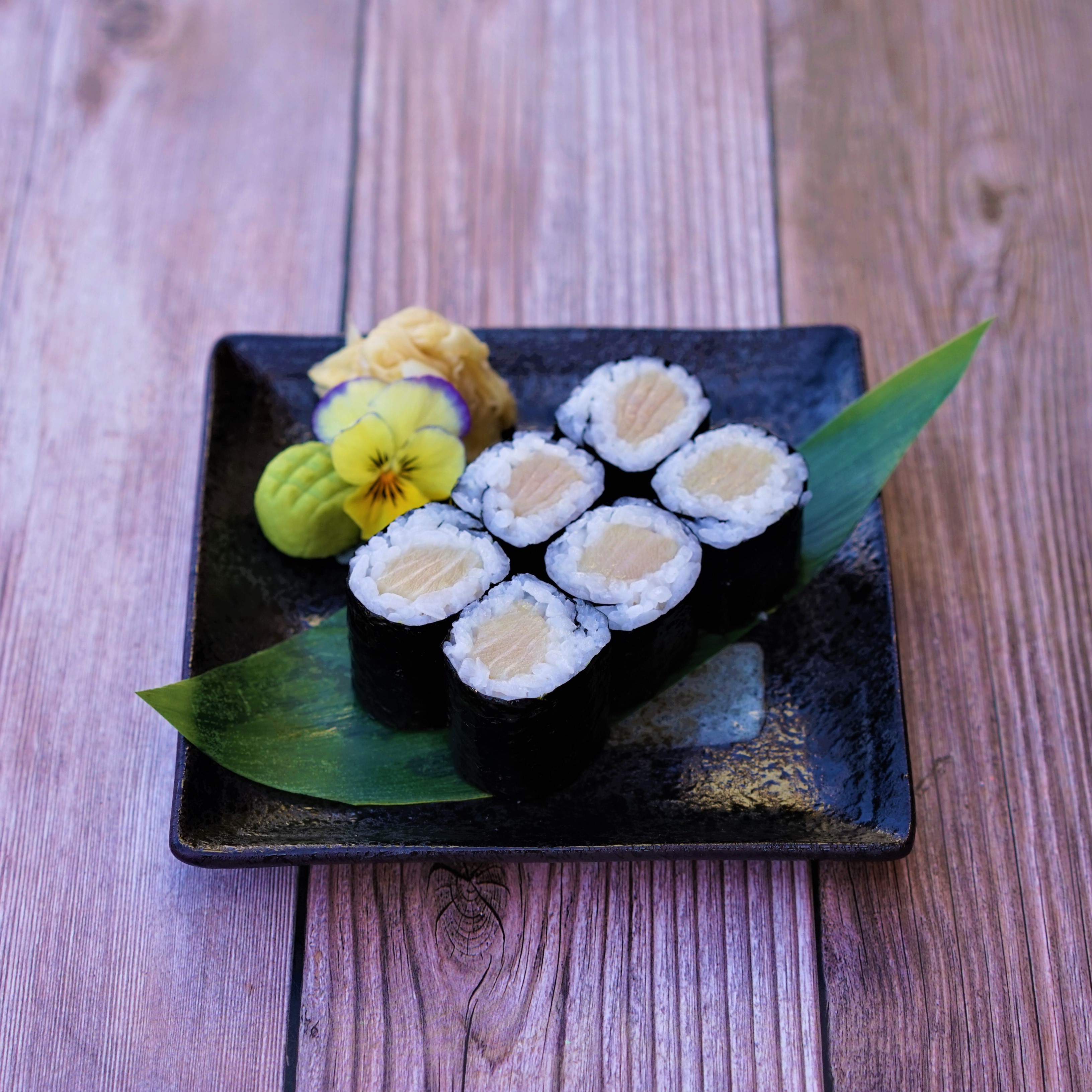 Yellowtail Roll