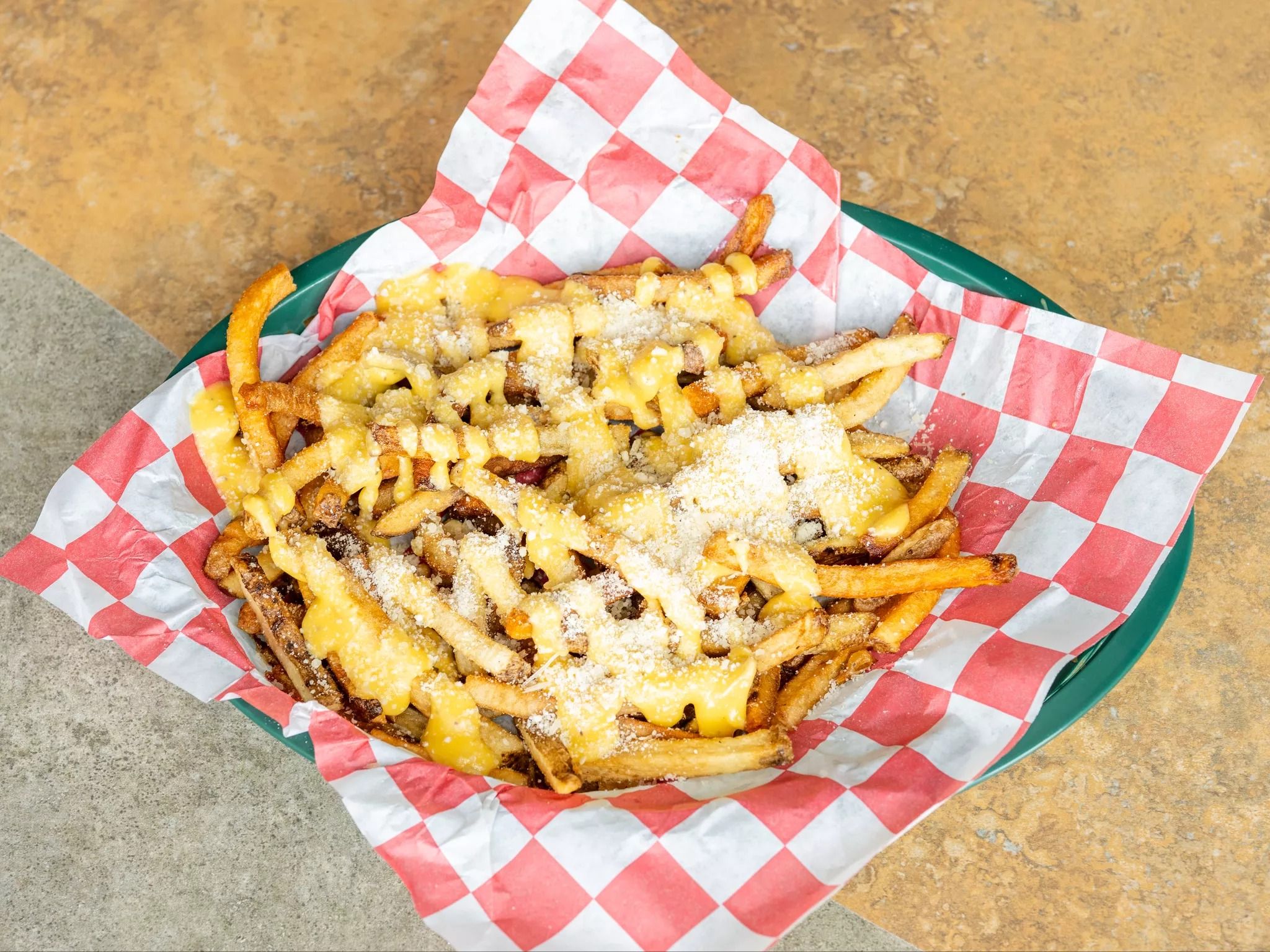 GARLIC PARMESAN FRIES
