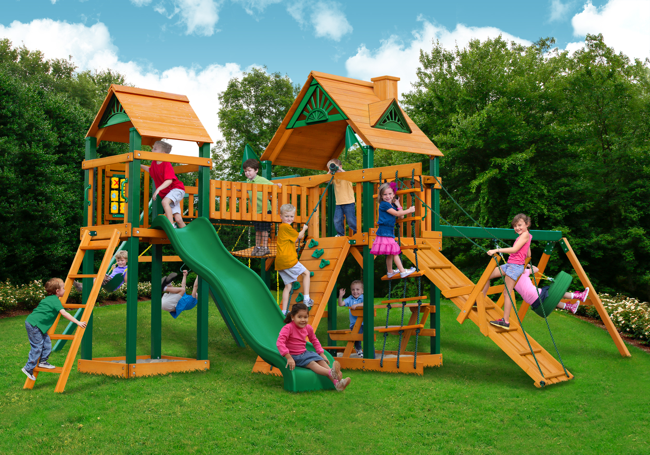 Horizon w/ Clatter Bridge, Tower, & Tire Swing w/ Standard Wood Roof