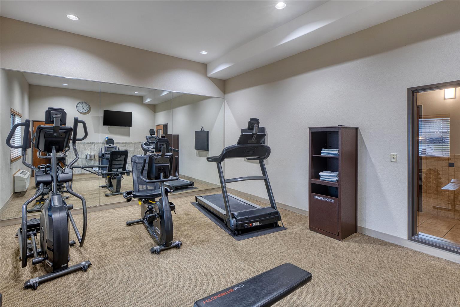 Best Western Plains Motel Image