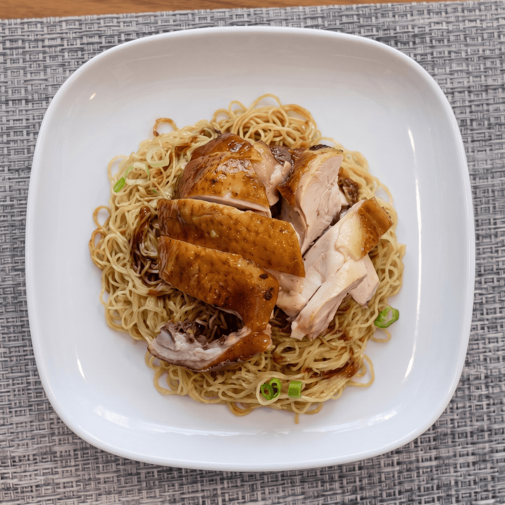Soy Sauce Chicken Lo Mein / 油雞撈麵
