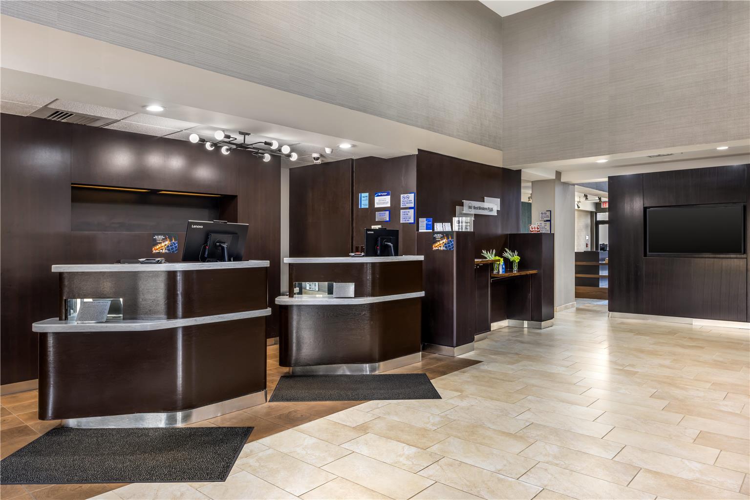 Best Western Plus Elgin - Chicago Image