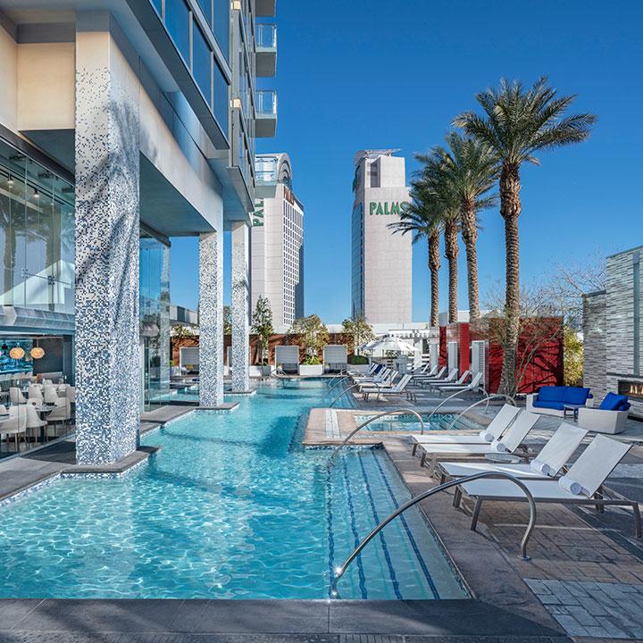 Palms Place Hotel Image