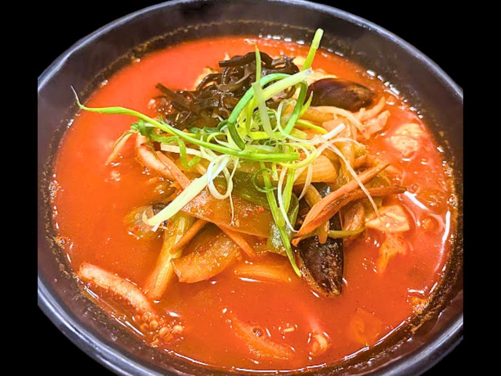 K-Champong with Seafood