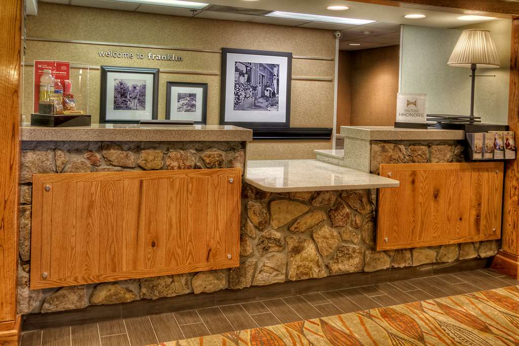 Hampton Inn Franklin Image