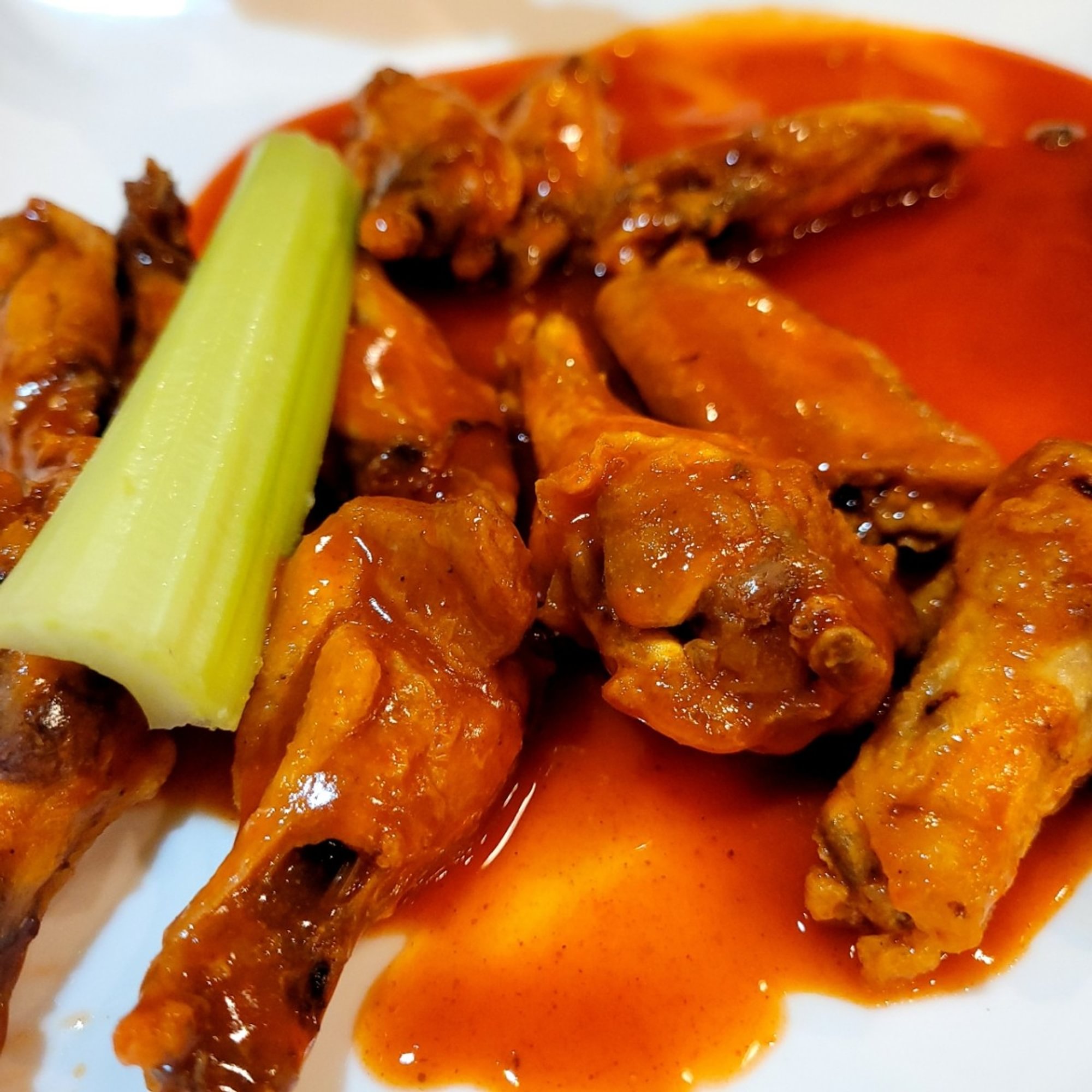 51 Eight Pieces Chicken Wings (8) Buffalo