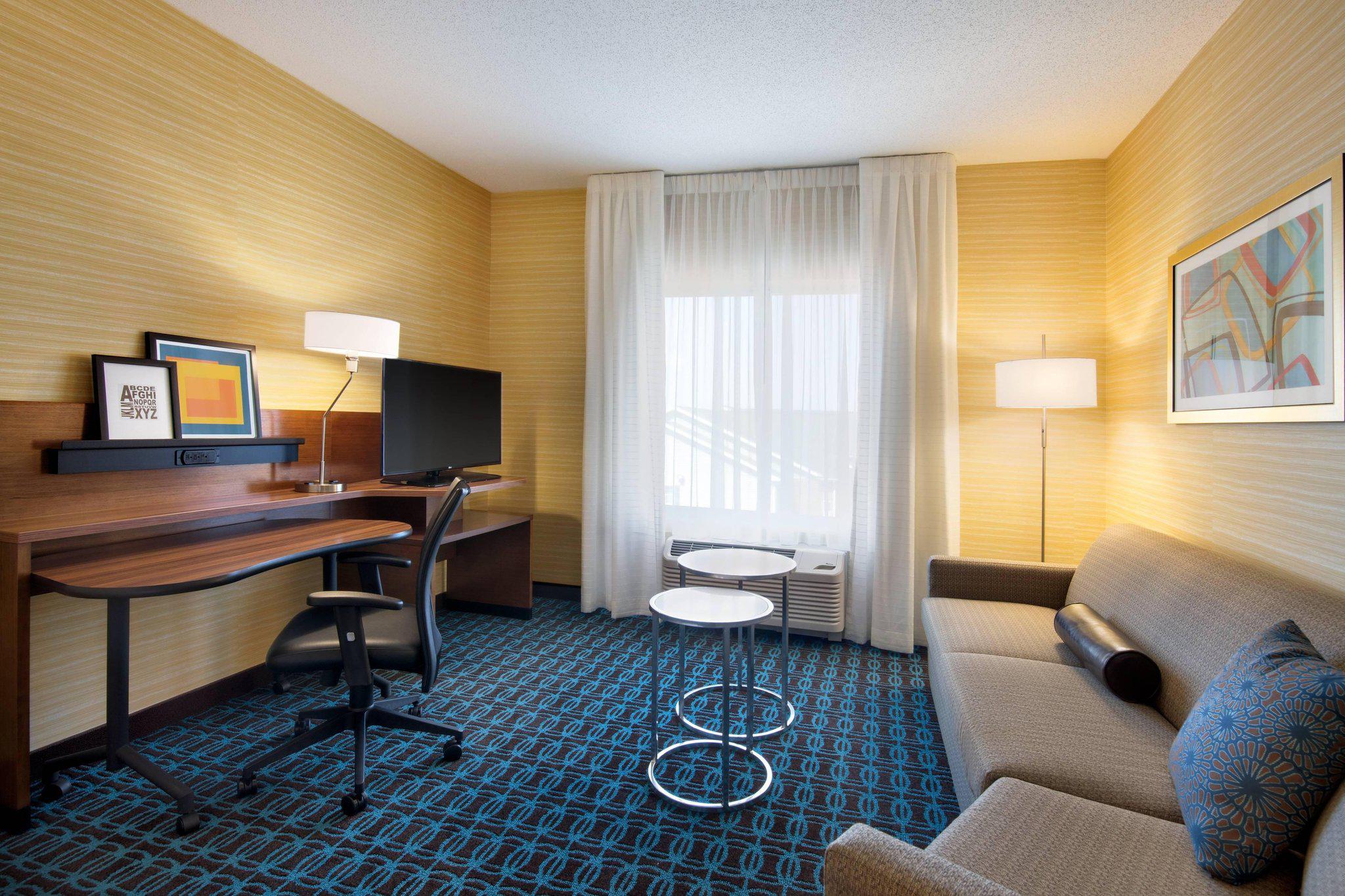 Fairfield Inn & Suites by Marriott Lancaster East at The Outlets Photo