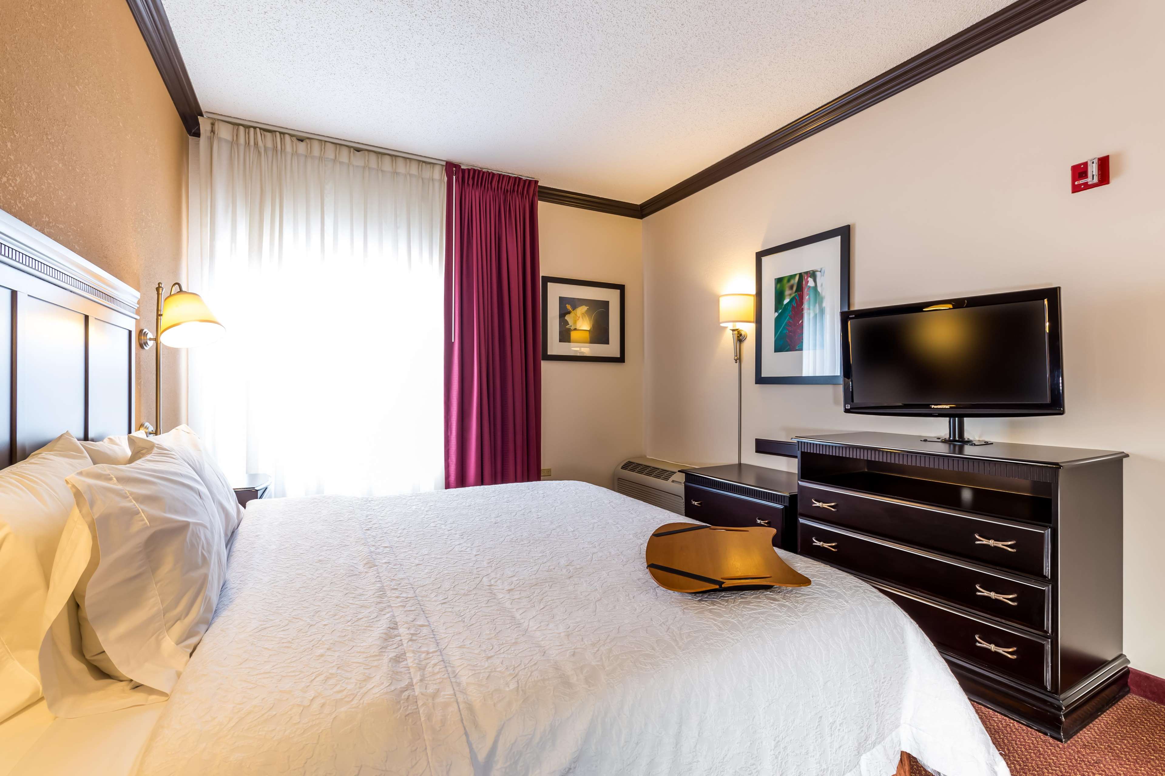 Hampton Inn & Suites Chicago/Hoffman Estates Photo