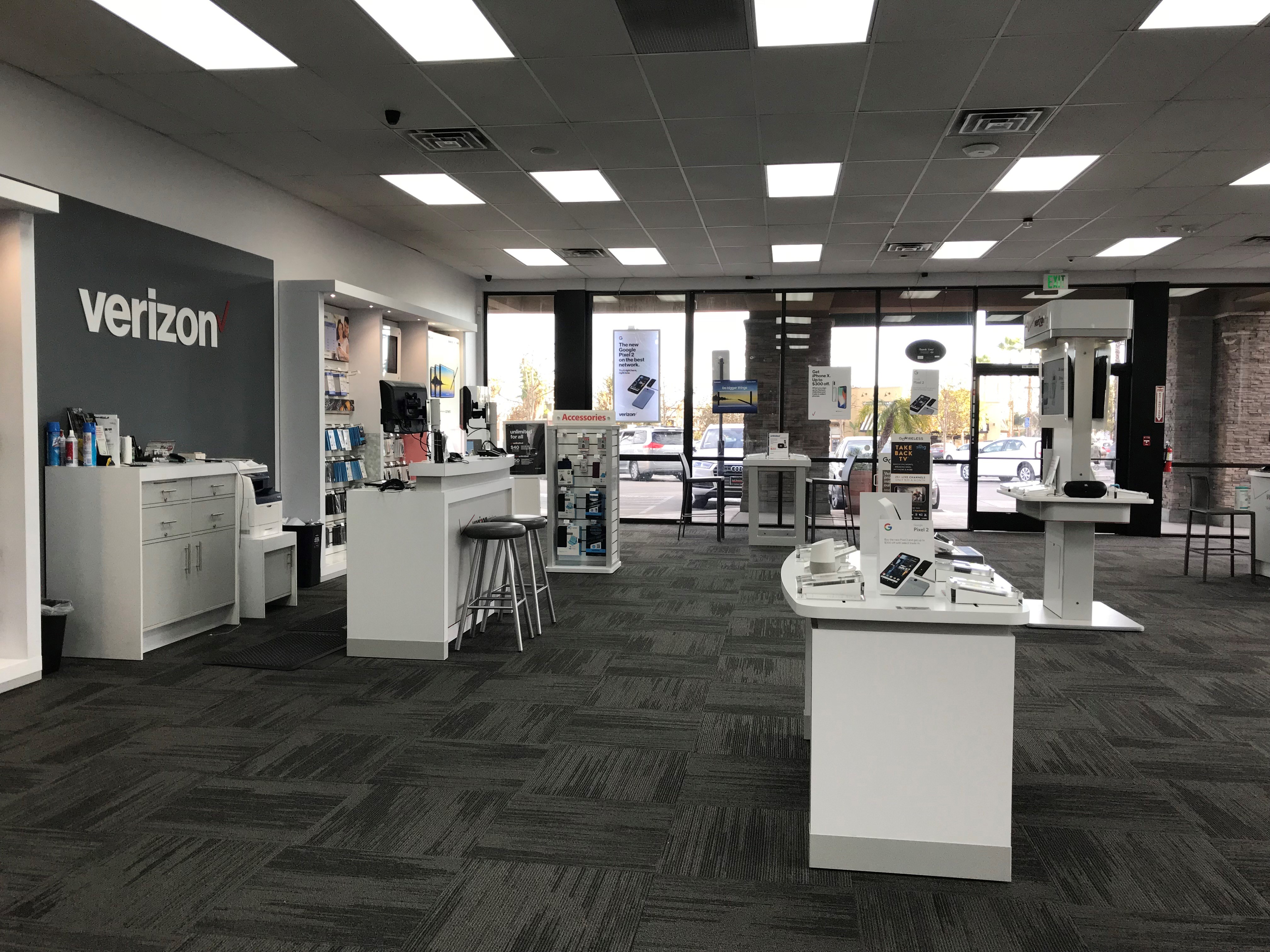 Verizon Authorized Retailer – GoWireless Photo