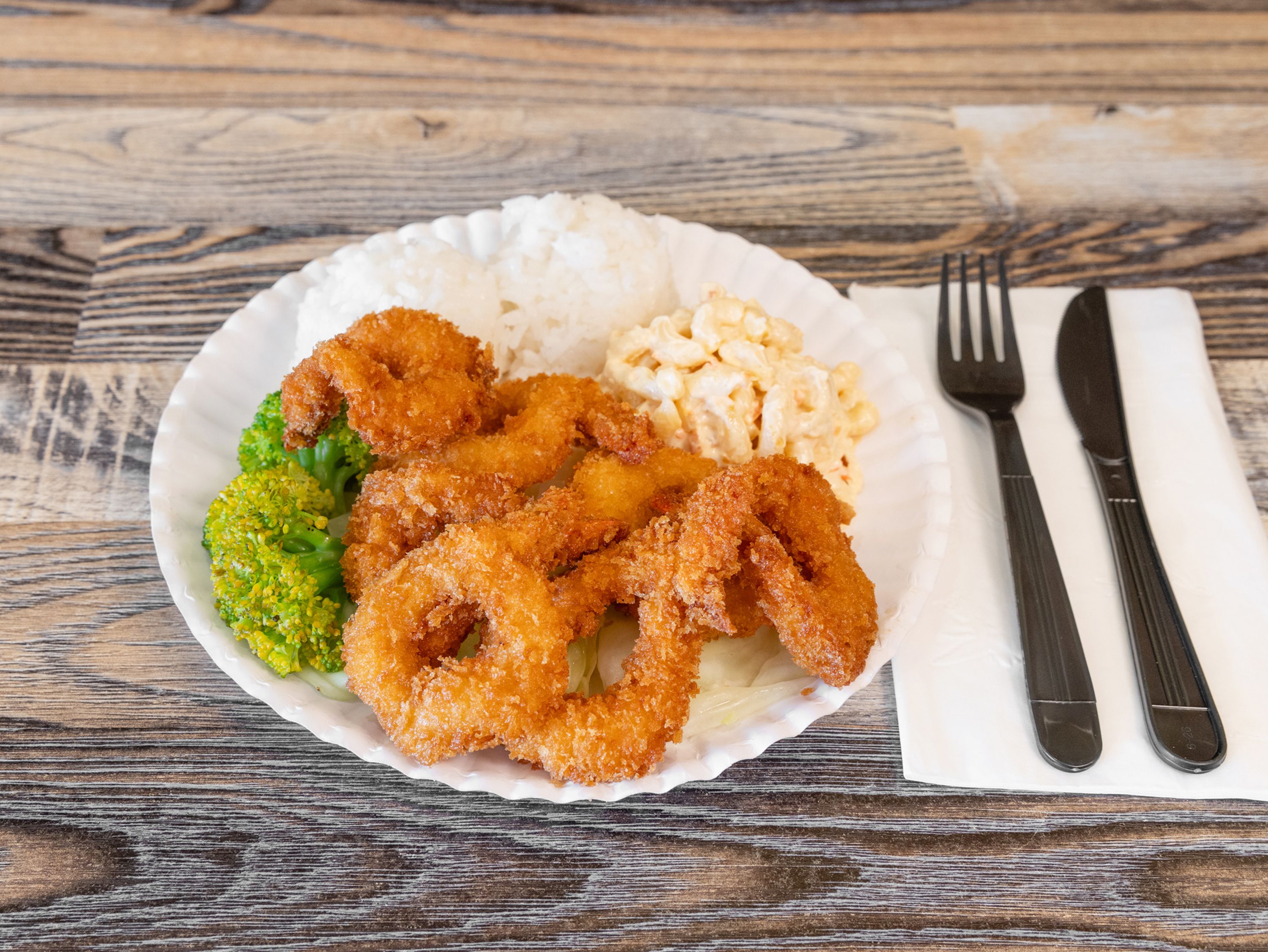 3.Crispy Breaded Shrimps With Mixed Vegetable (Lunch & Dinner)