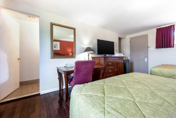 Images Rodeway Inn