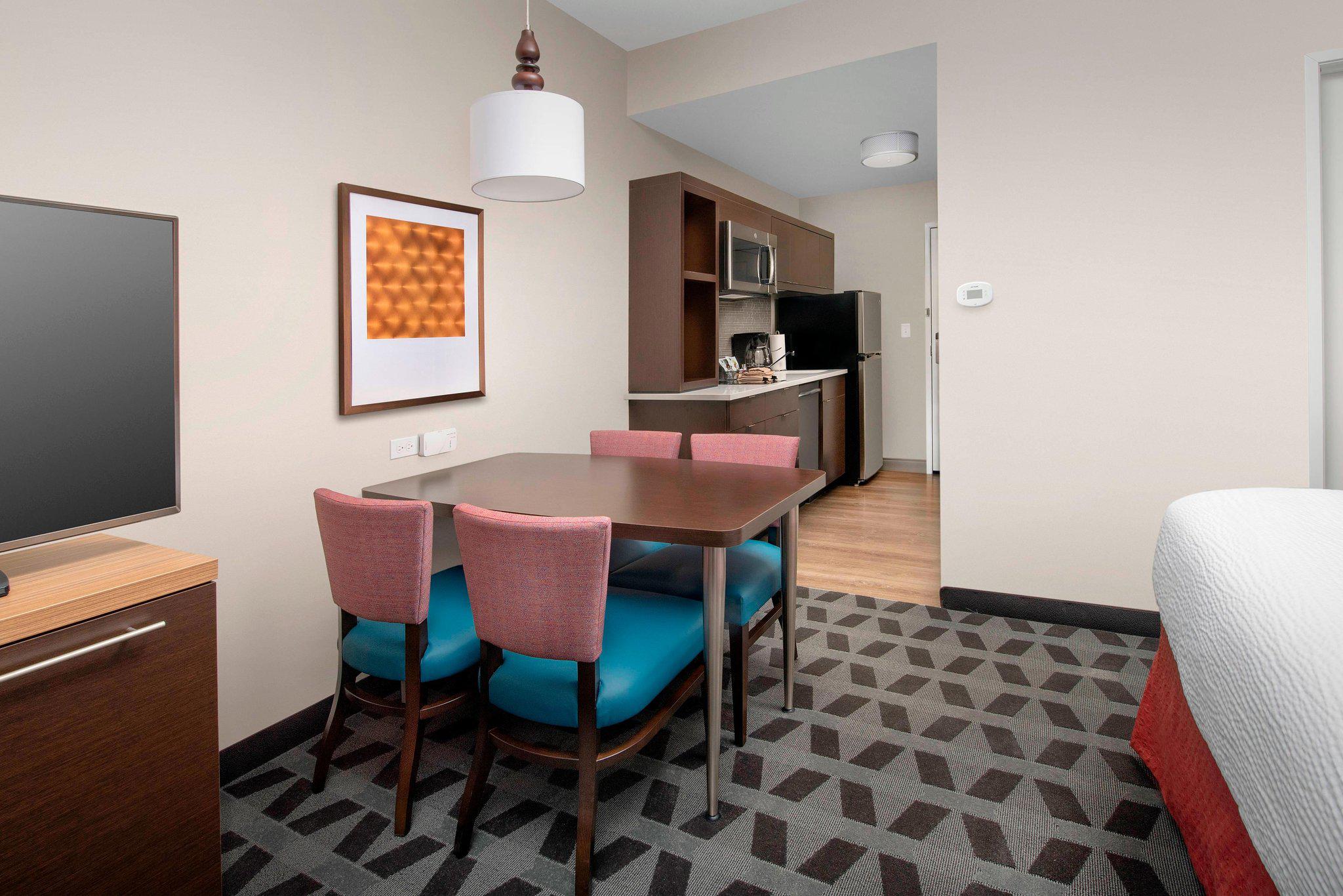 TownePlace Suites by Marriott College Park Photo