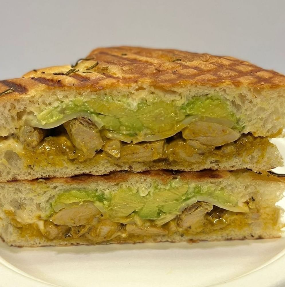 Chipotle Chicken & Avocado Sandwich
