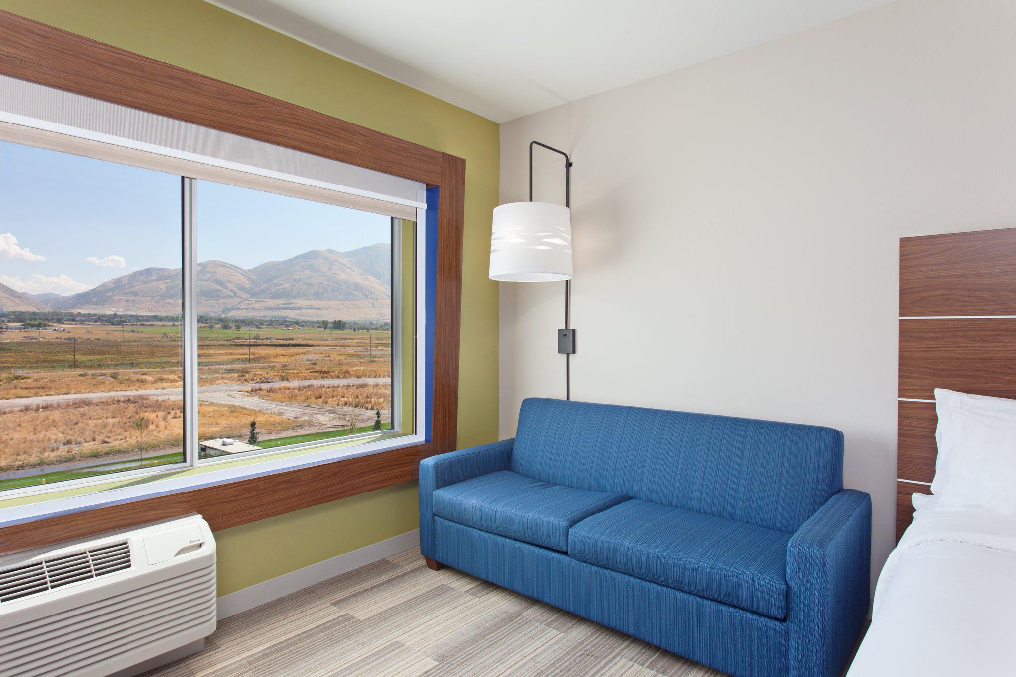 Holiday Inn Express & Suites Brigham City - North Utah Photo