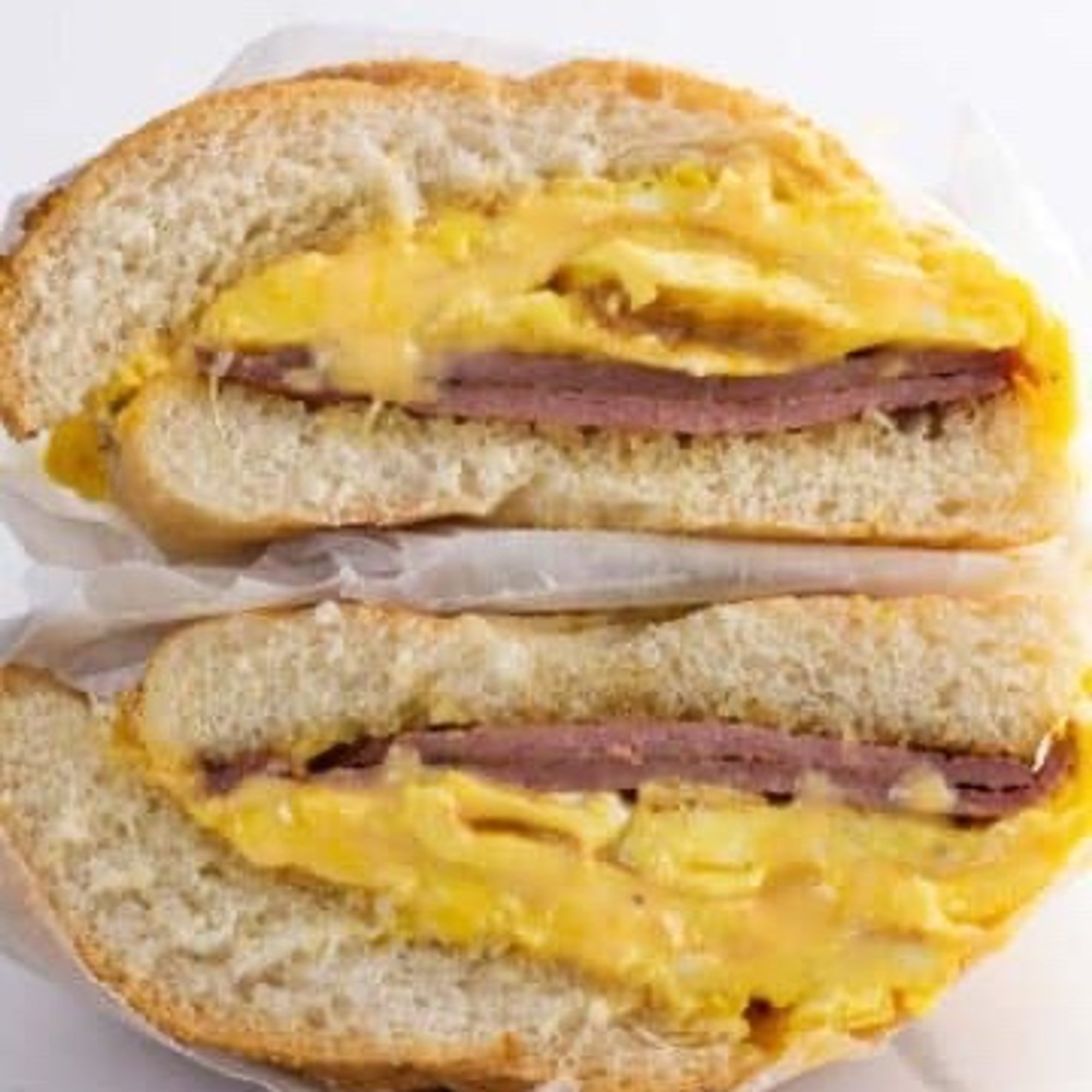 Ham, Egg and Cheese / Jamón, Huevo Y Queso