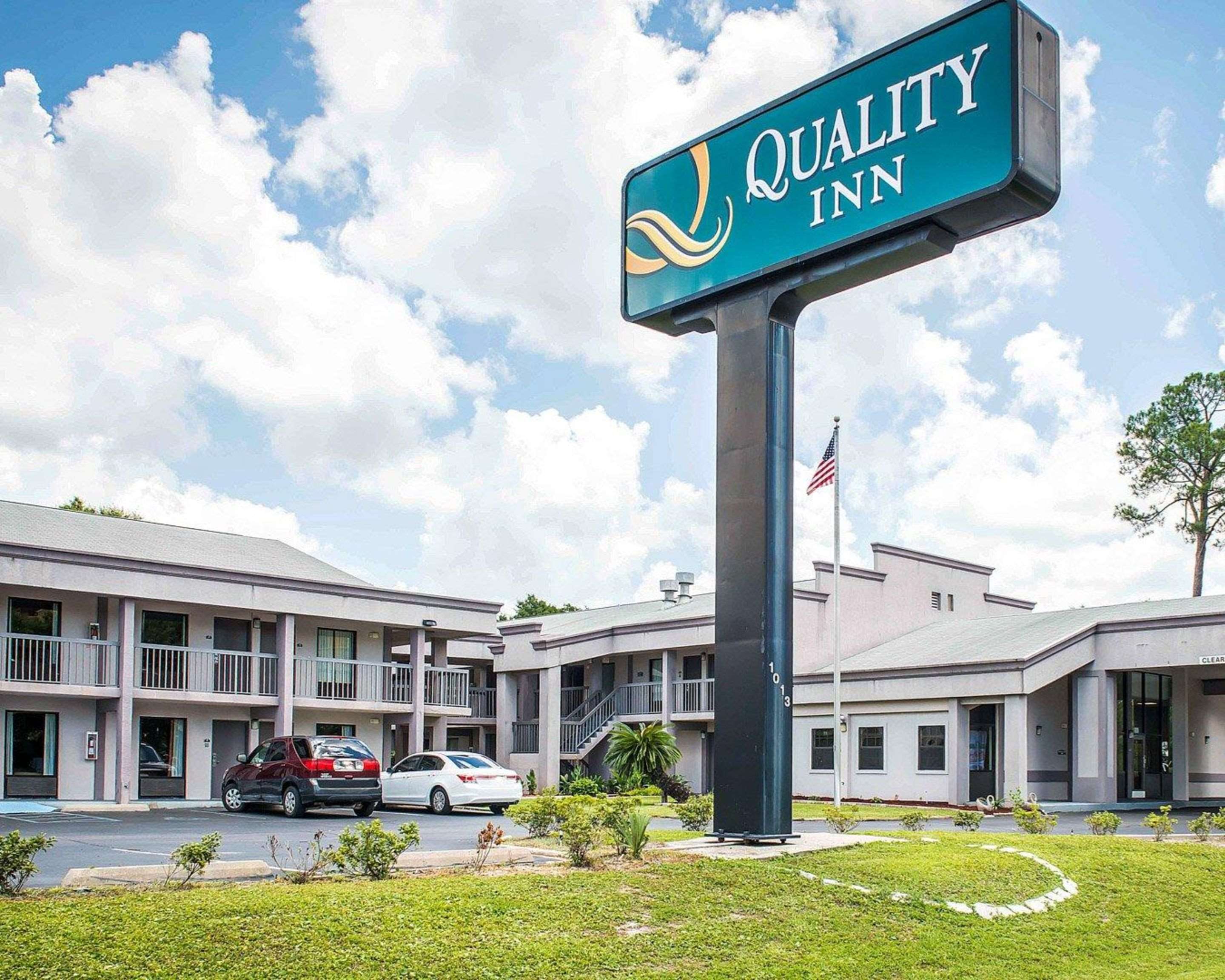 Quality Inn & Conference Center Photo