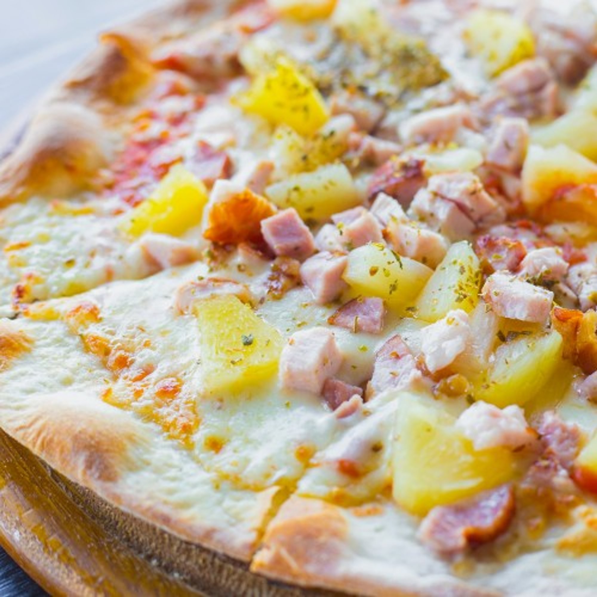 Hawaiian Pizza