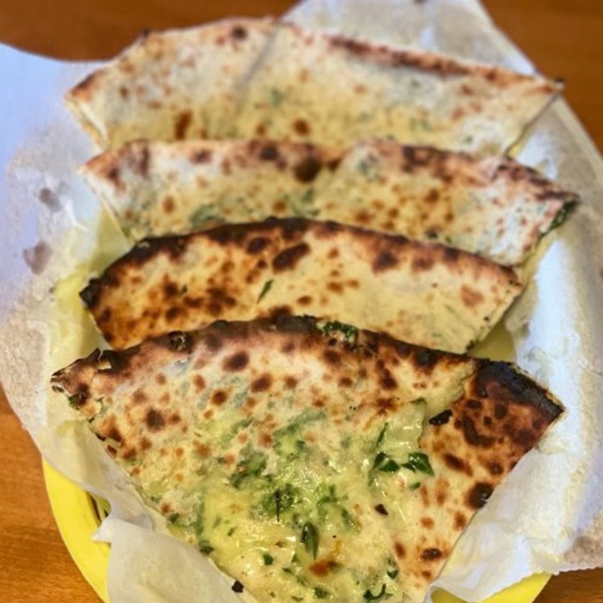 Spinach and Cheese Naan 