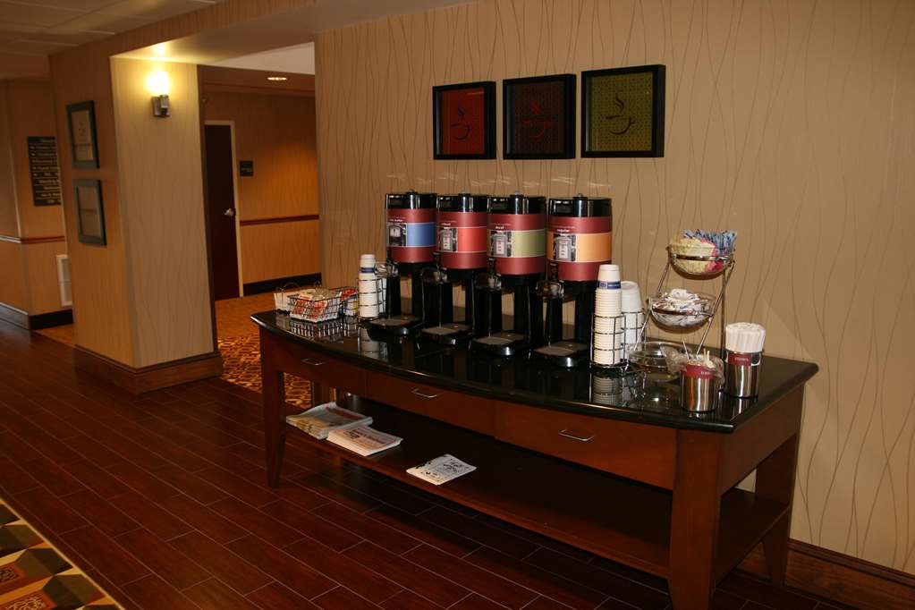 Hampton Inn & Suites Morgan City Image