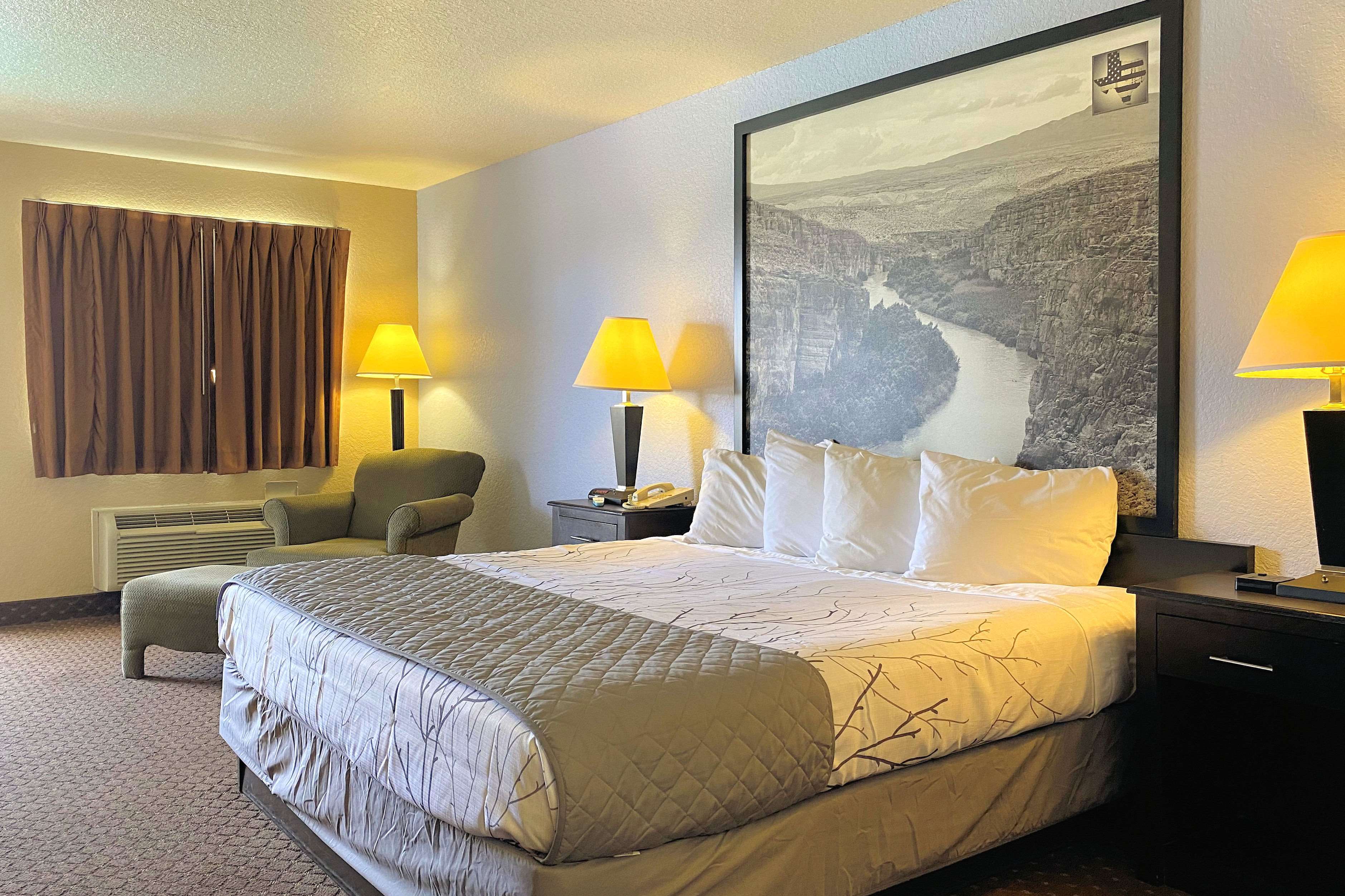 SureStay Hotel by Best Western New Braunfels Photo