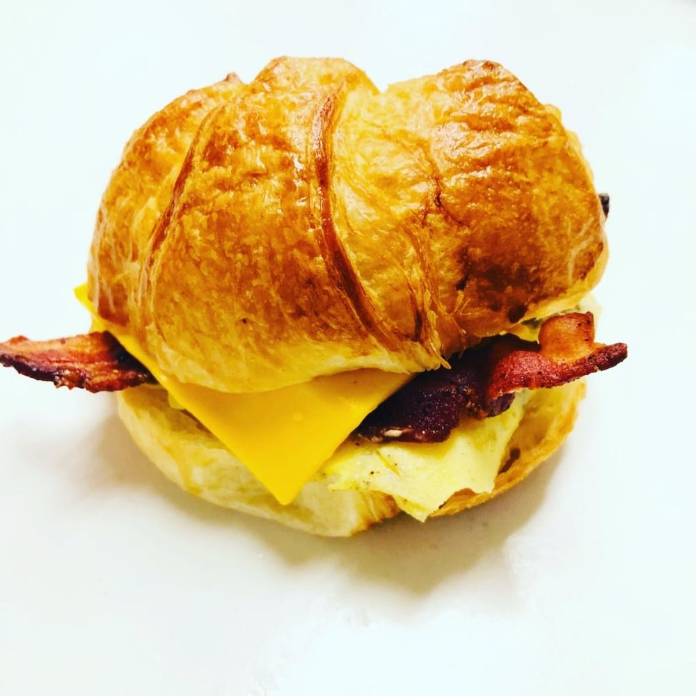 Croissant SW: Bacon, Egg, & Cheese