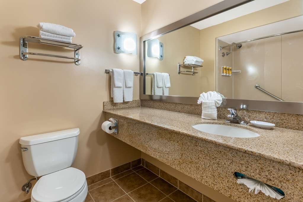 Best Western Plus Capitola By-the-Sea Inn & Suites Image
