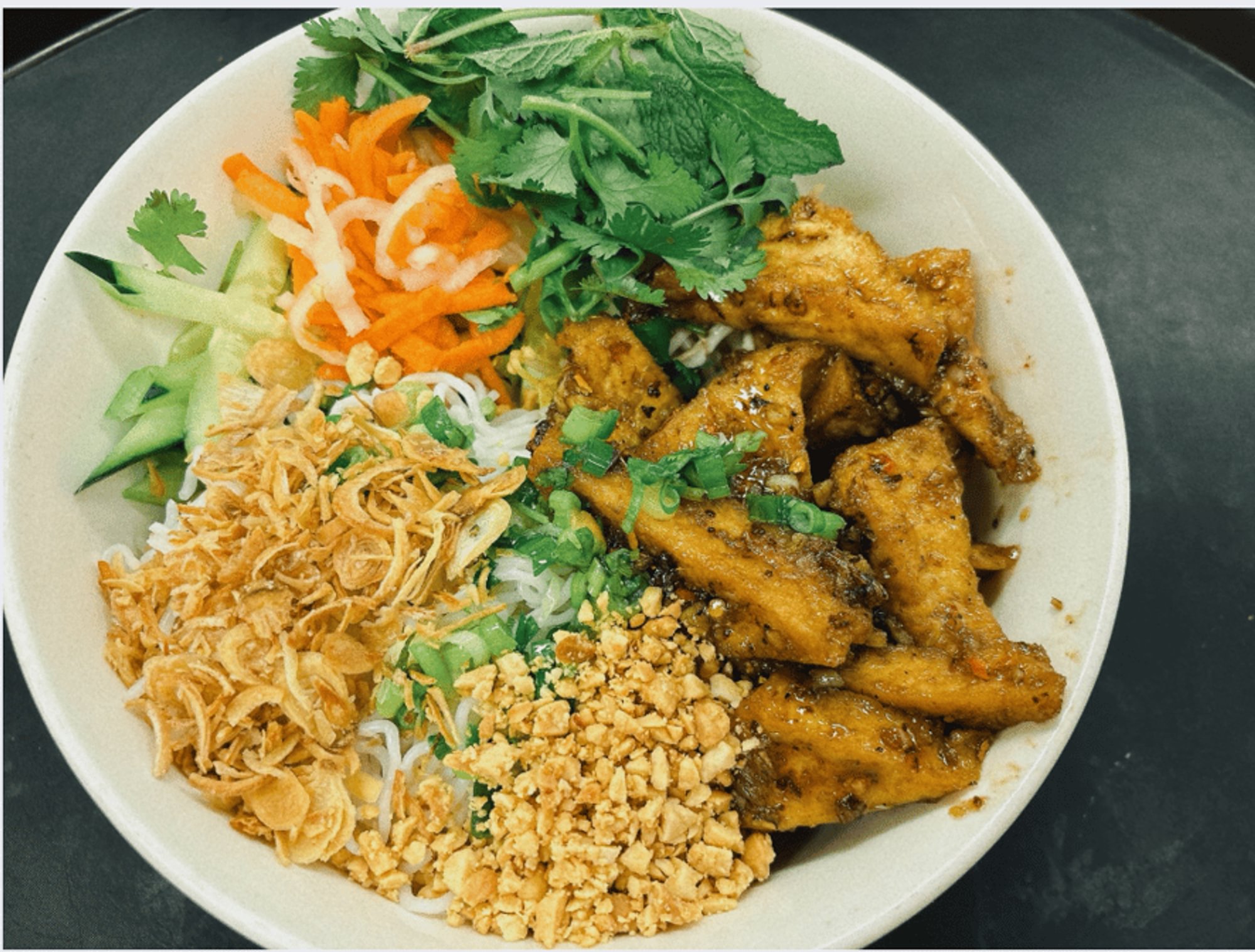 Lemongrass Tofu Bun