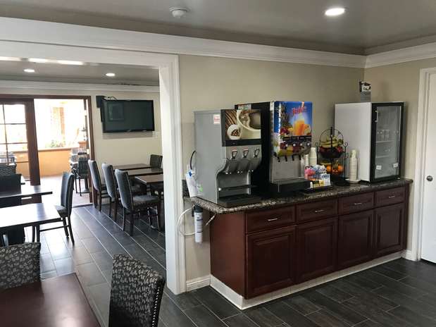 Images SureStay Plus Hotel by Best Western San Bernardino South