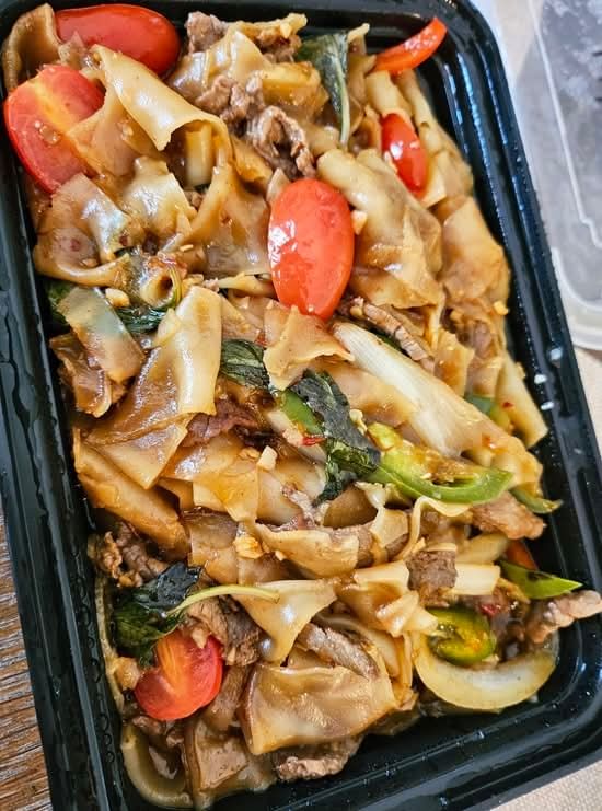 Drunken Noodle (Lunch)