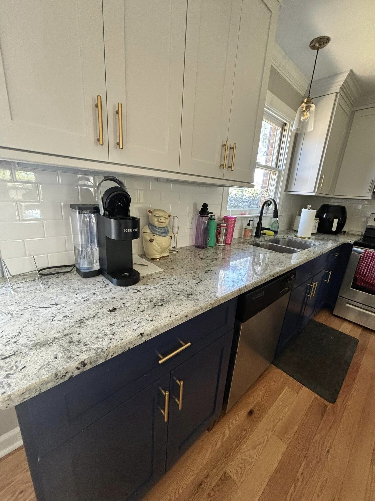 RazorEdge Cleaning Services Image