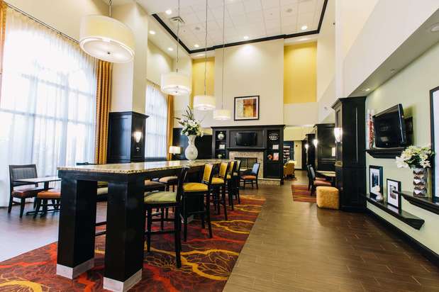 Images Hampton Inn & Suites Effingham
