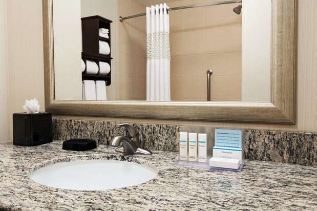 Images Hampton Inn & Suites San Bernardino