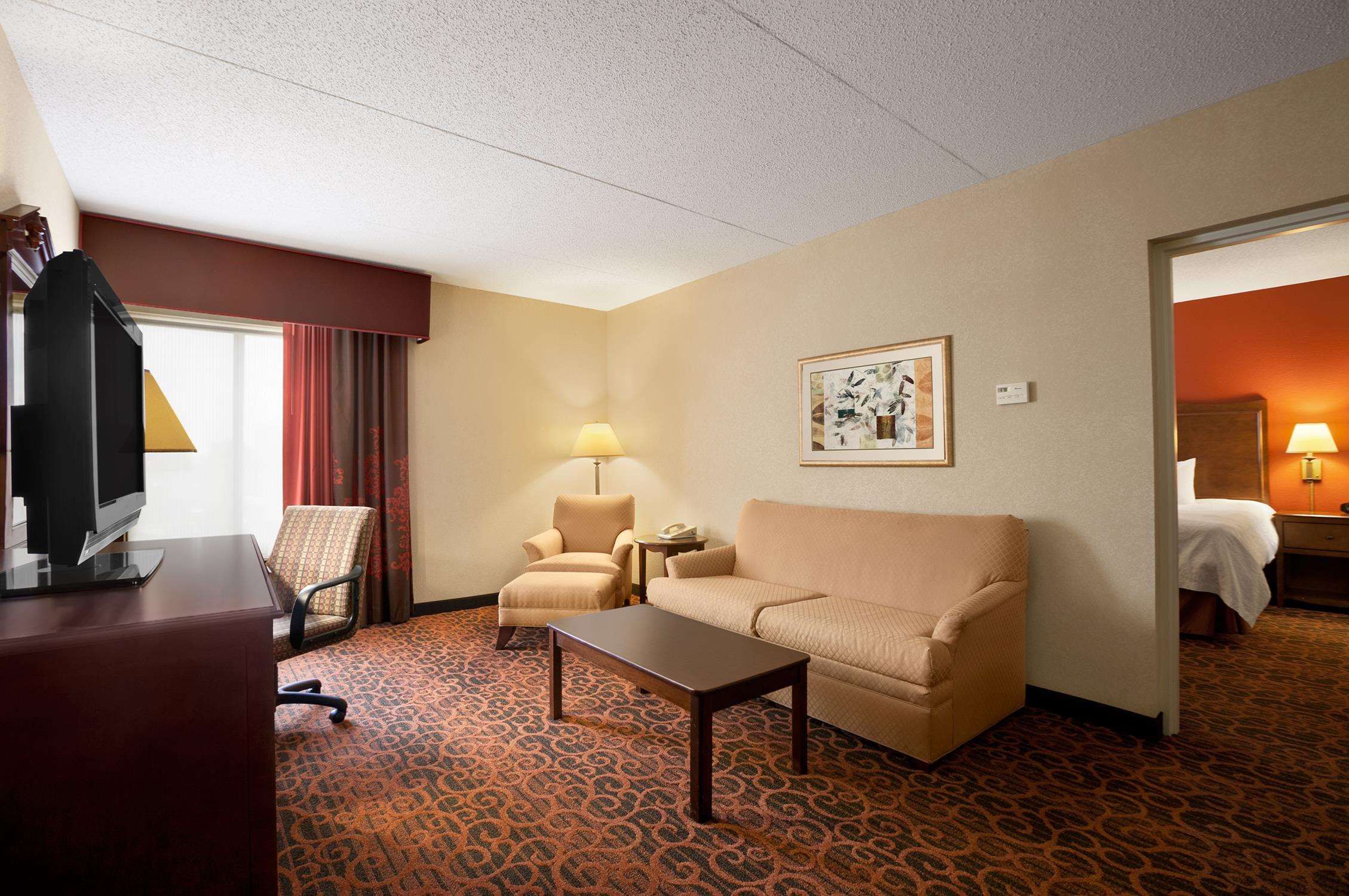 Hampton Inn Cleveland-Solon Photo