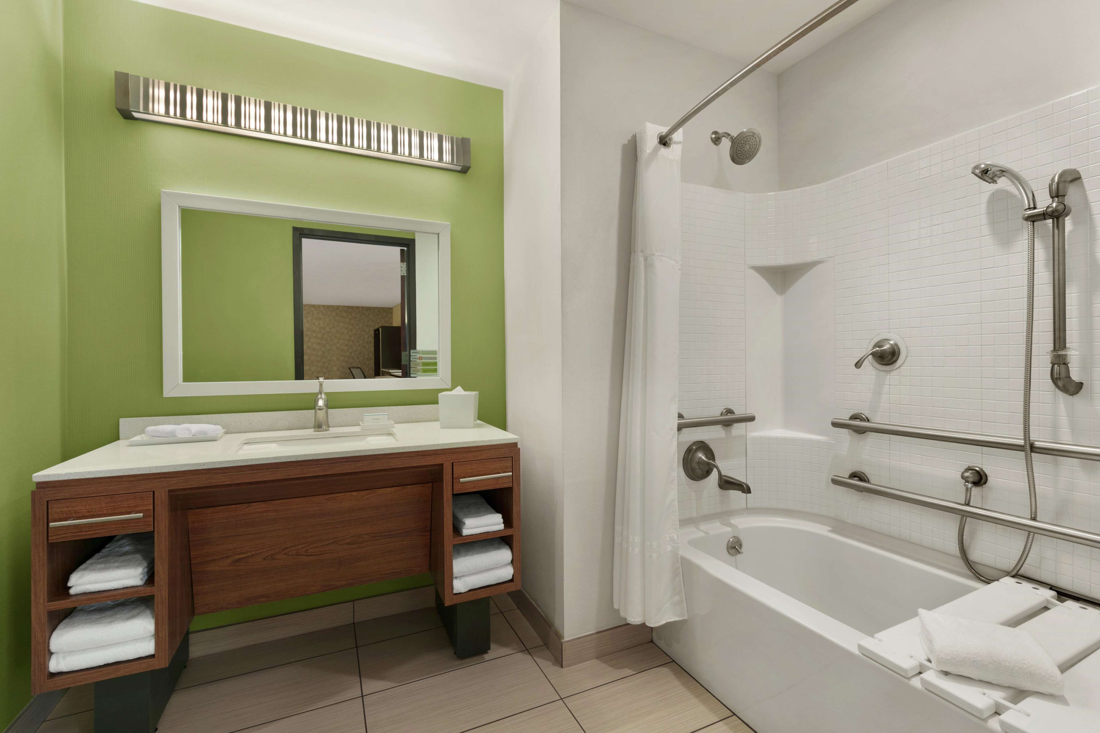 Home2 Suites by Hilton New York Long Island City/ Manhattan View, NY Photo