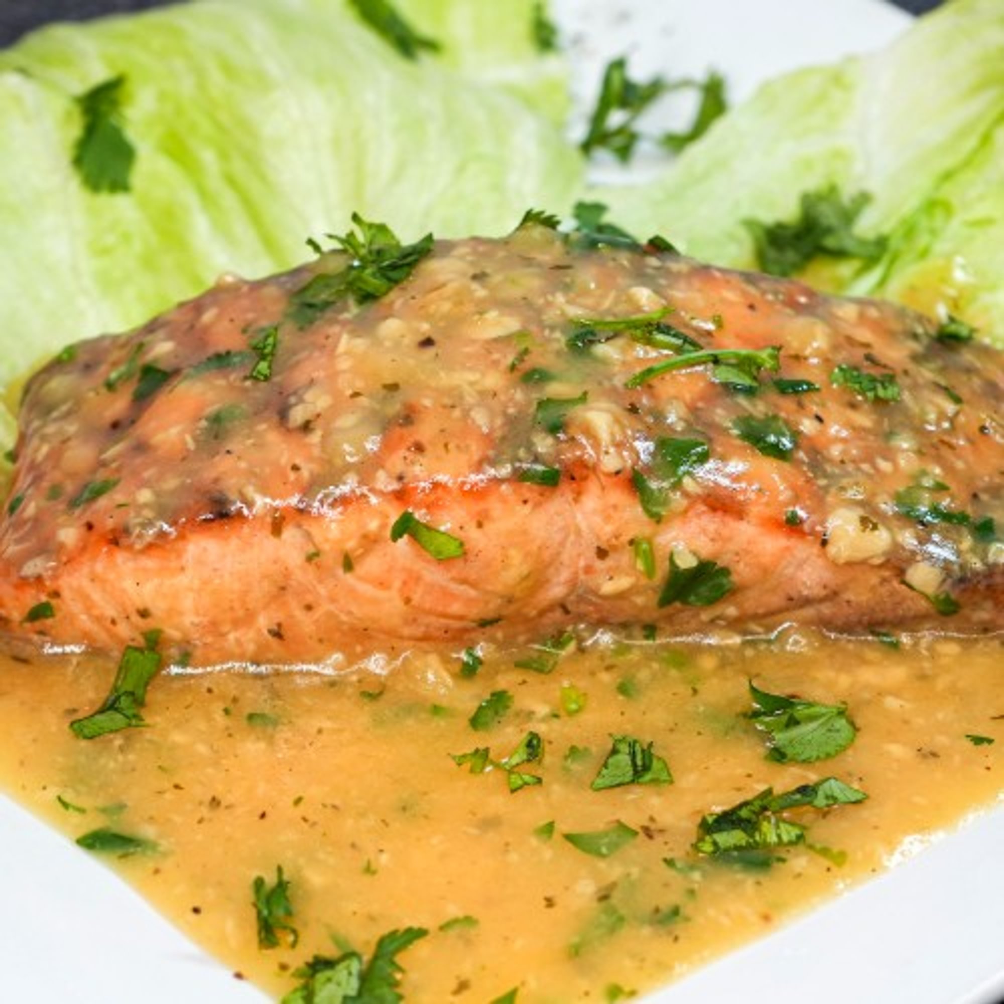 Salmon En Salsa