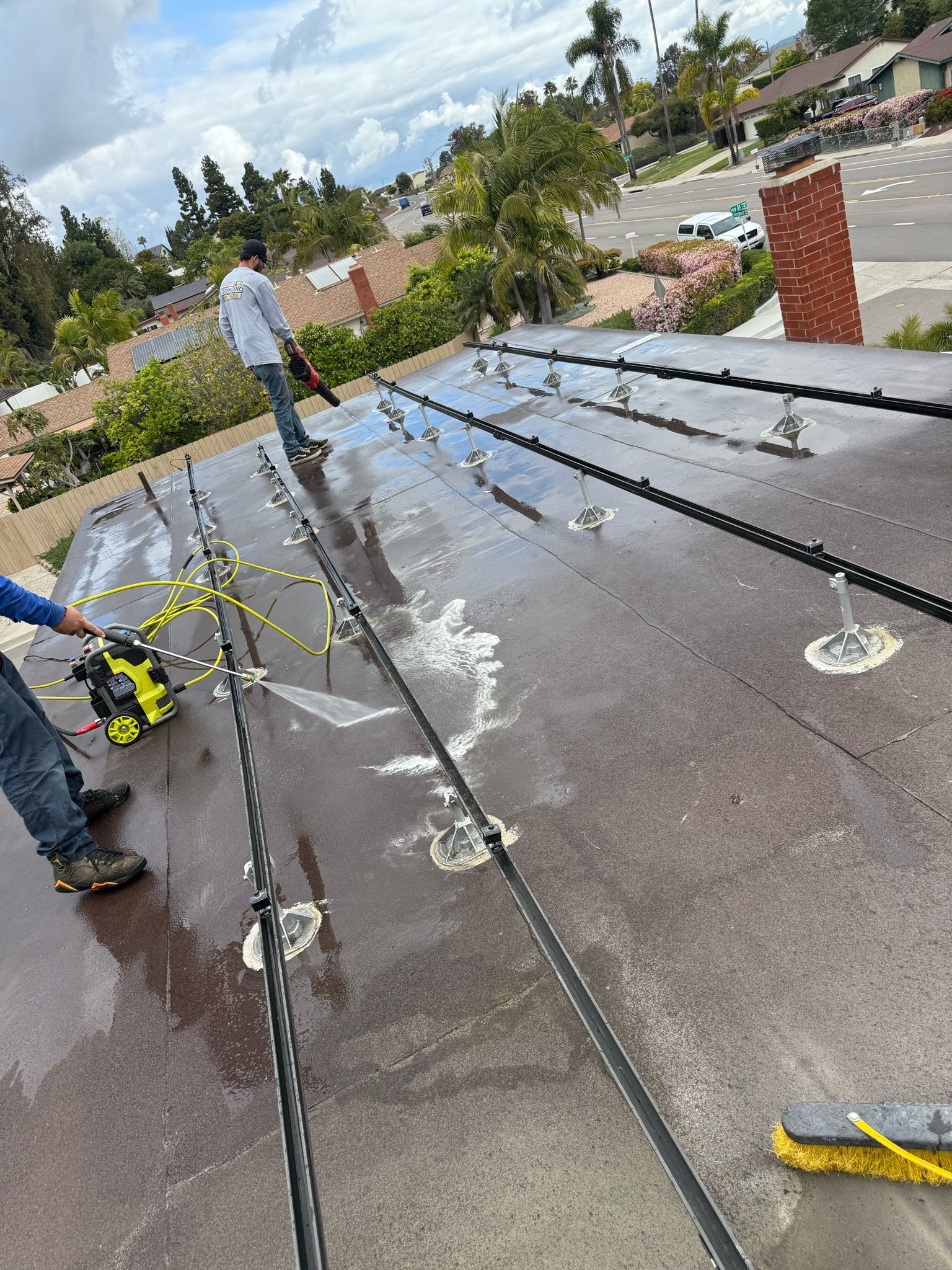 the Box Roofing Inc Image