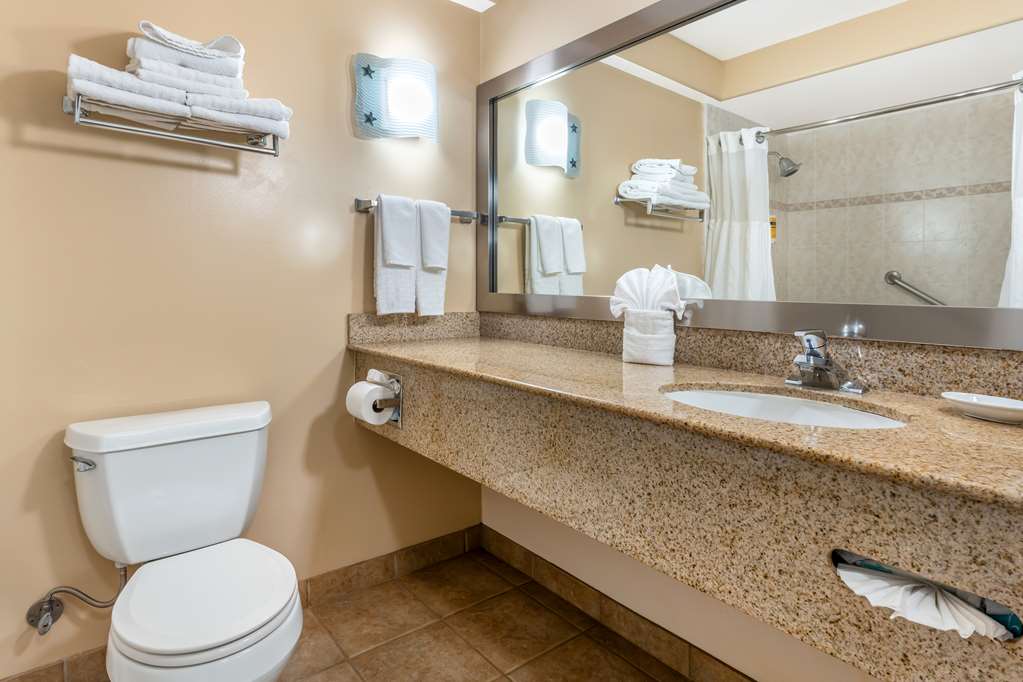 Best Western Plus Capitola By-the-Sea Inn & Suites Image