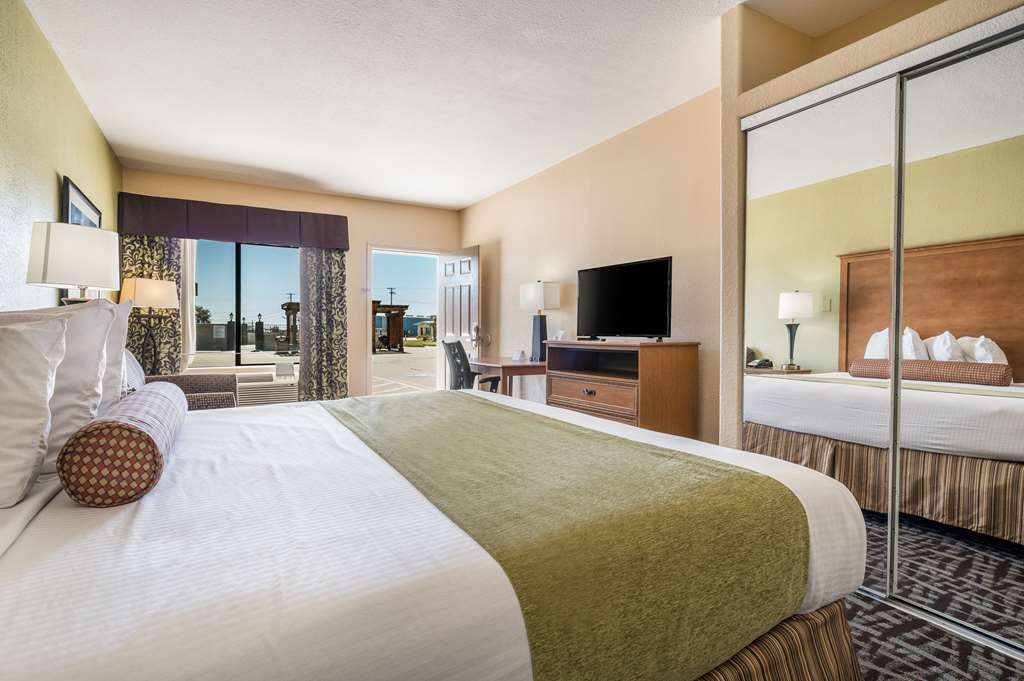 SureStay by Best Western Alice Image