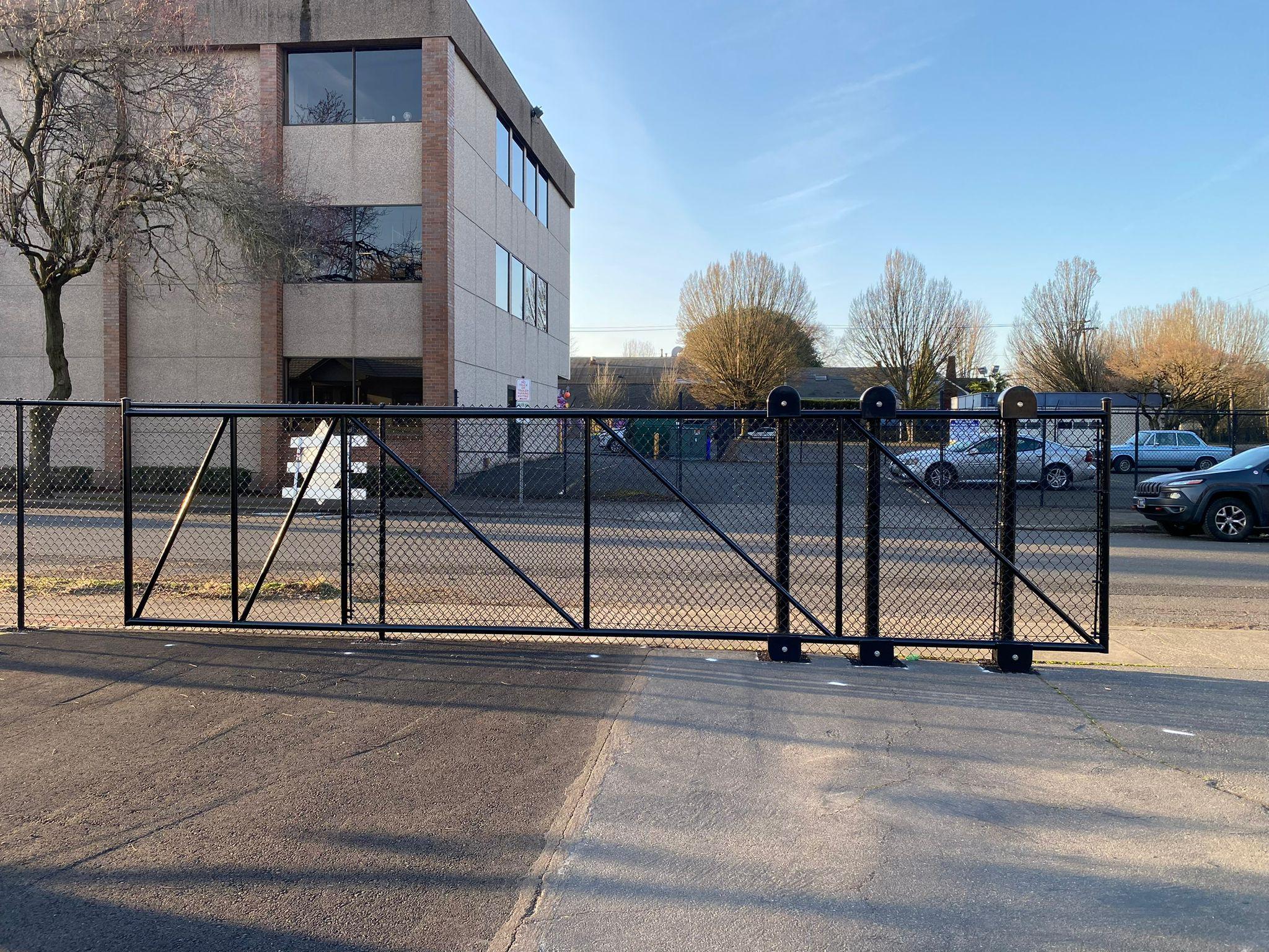 PNW Gate and Fence Image