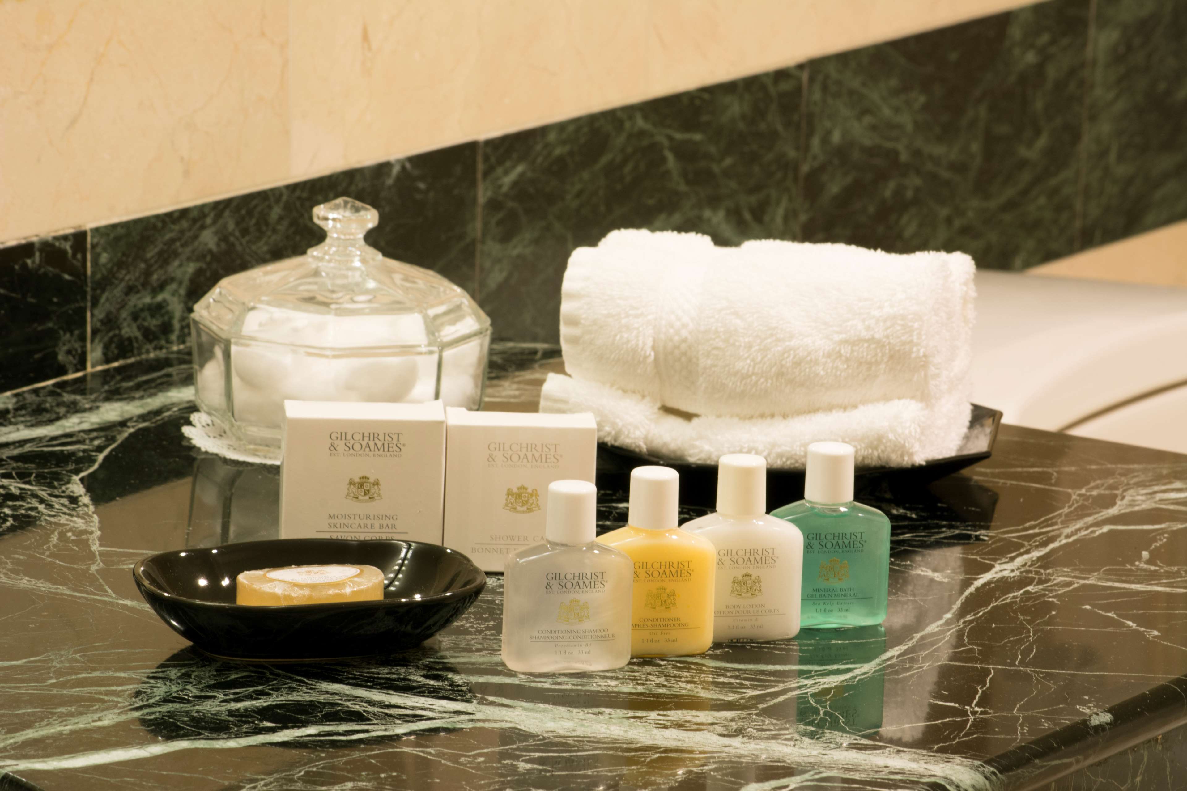 Inn at Great Neck, BW Premier Collection Photo