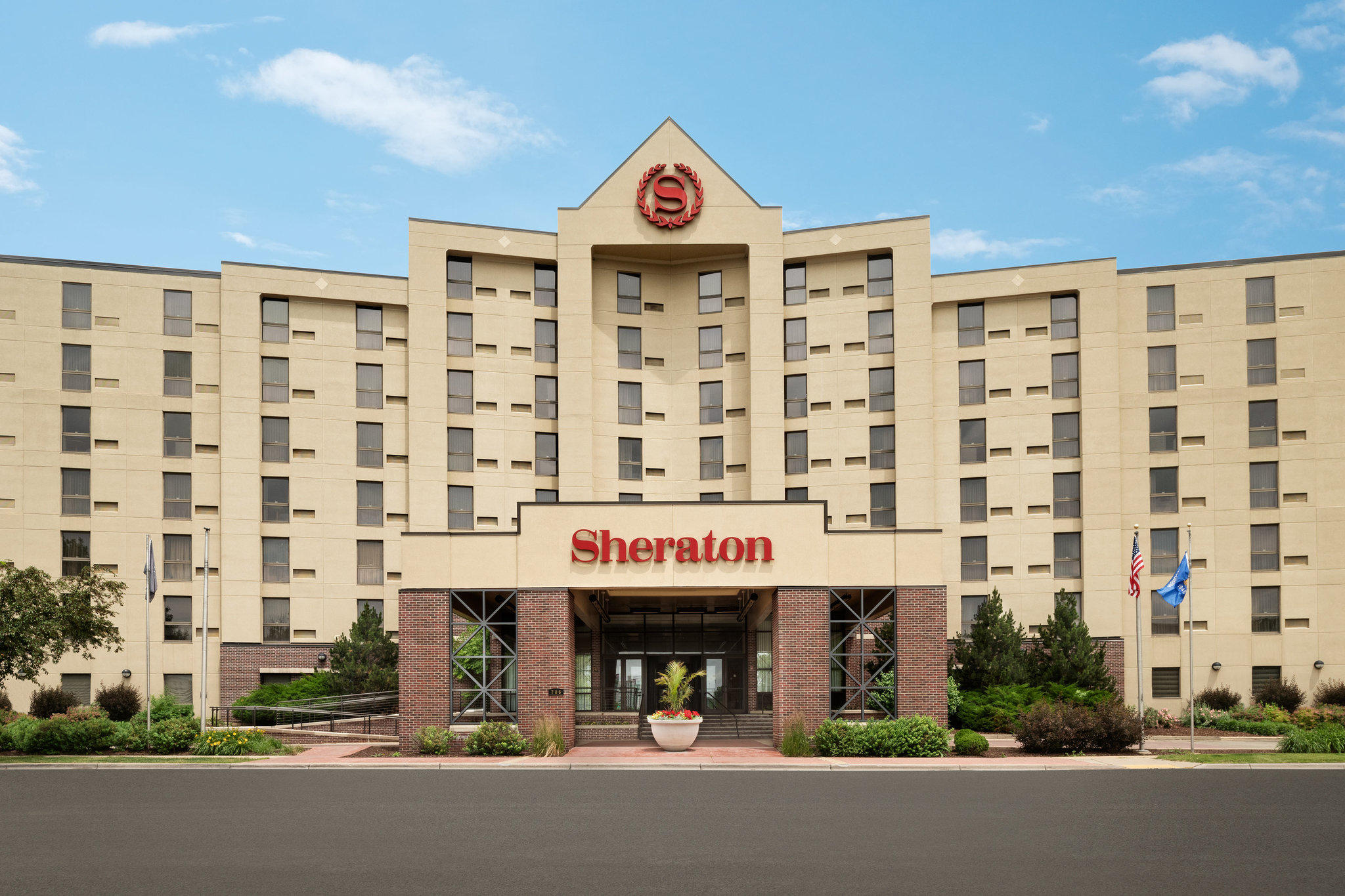 Sheraton Madison Hotel Photo