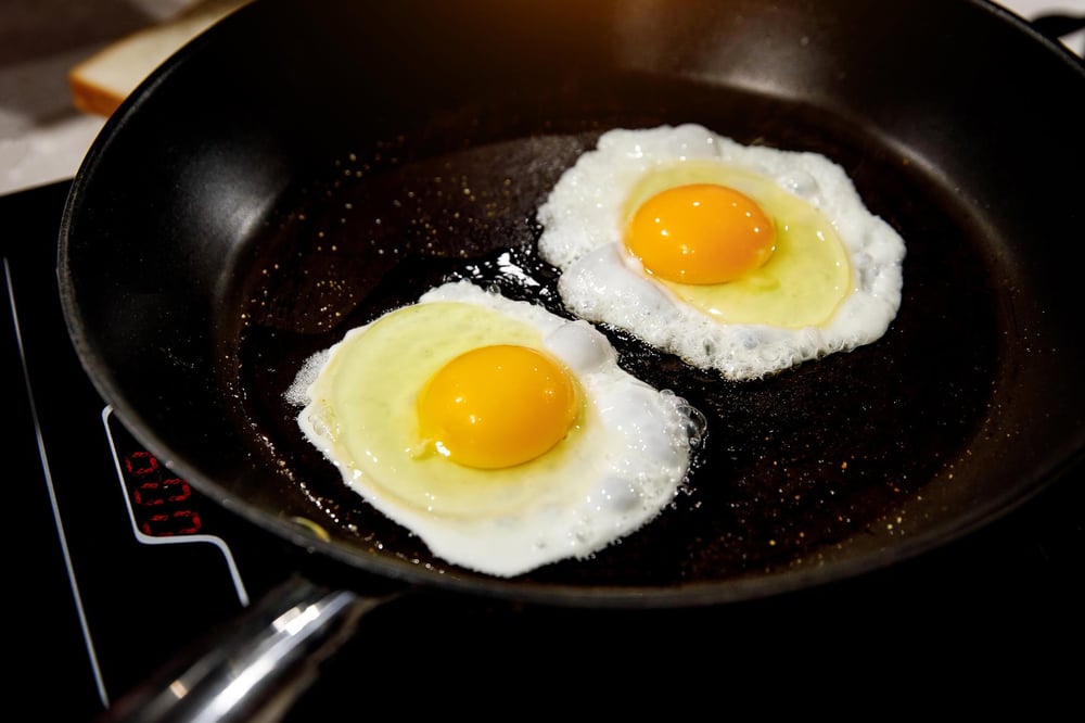 2 eggs any style
