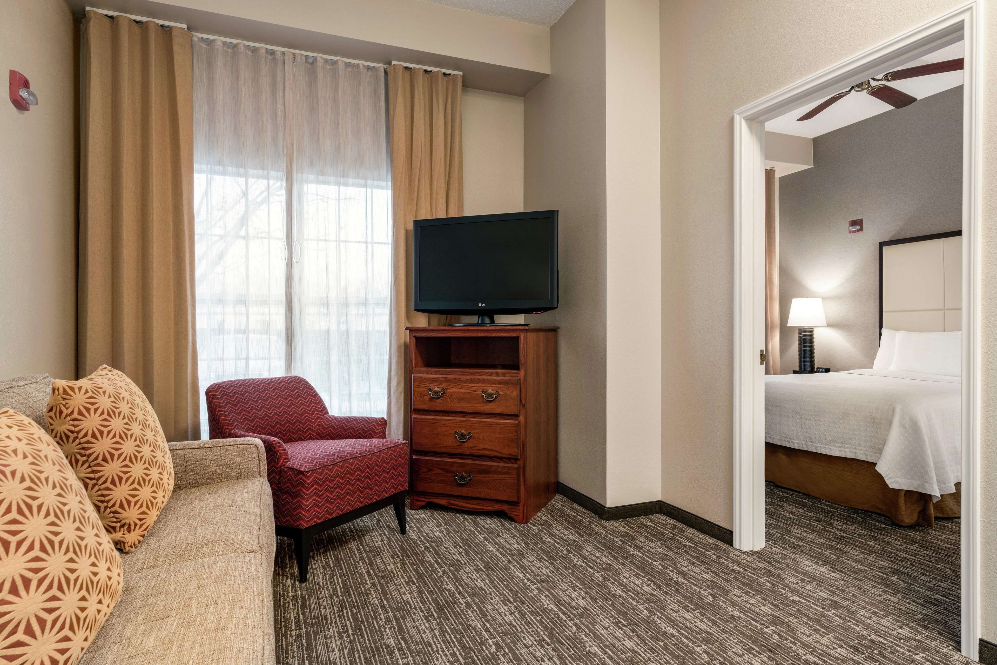 Homewood Suites by Hilton Providence-Warwick Photo