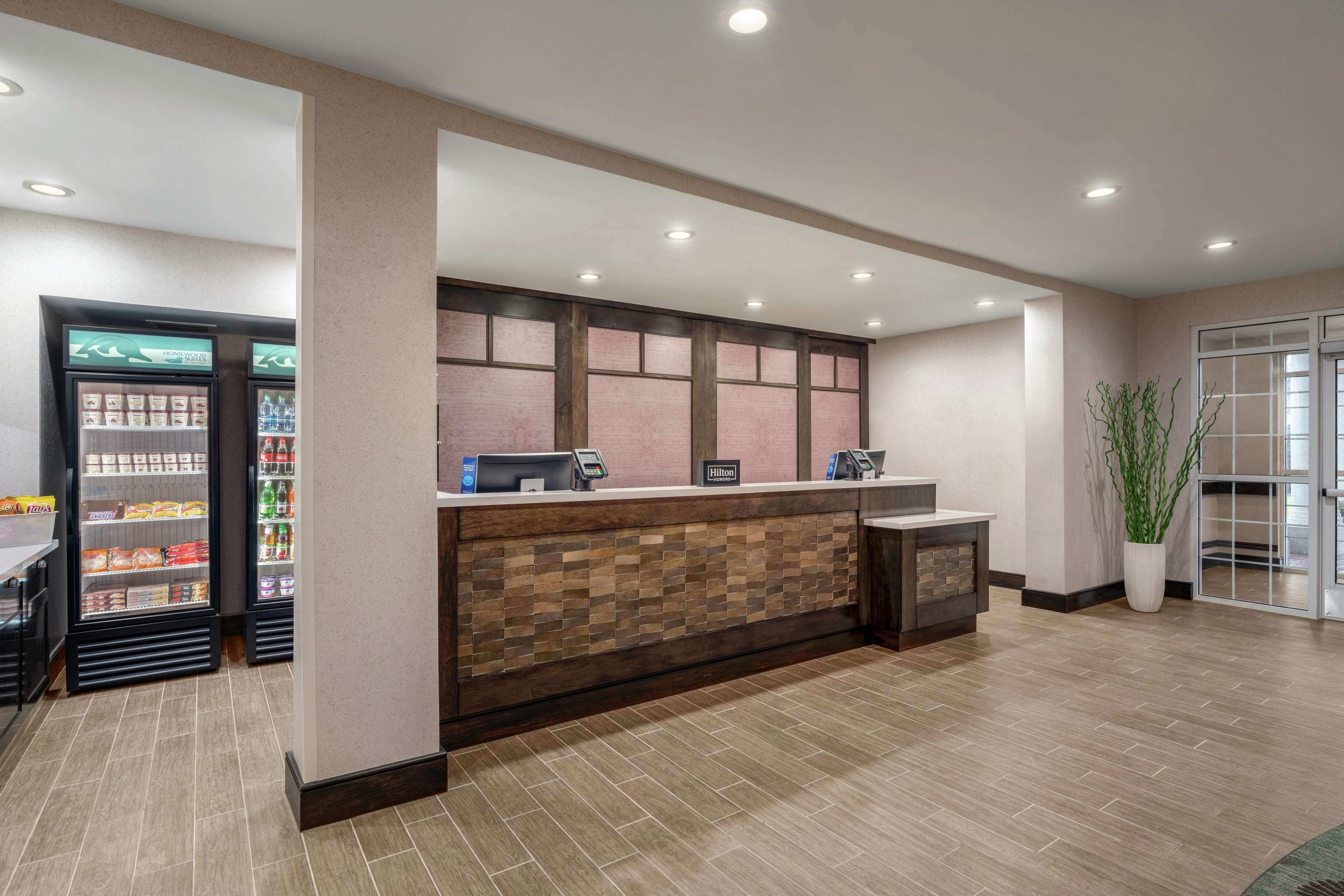 Homewood Suites by Hilton Providence-Warwick Photo