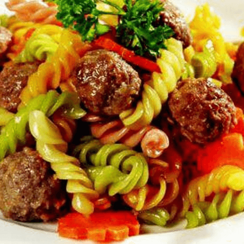 Nui Xào Bò / Stir Fried Rotini with Beef
