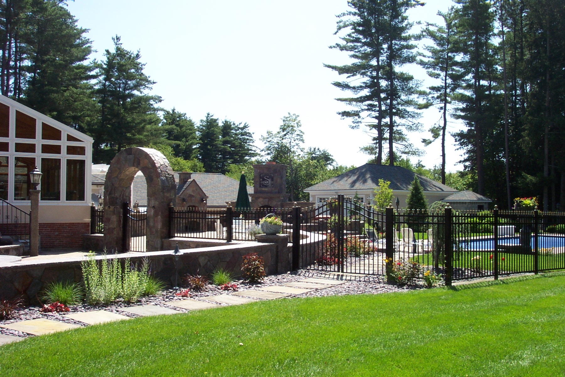 Charlton Fence Image