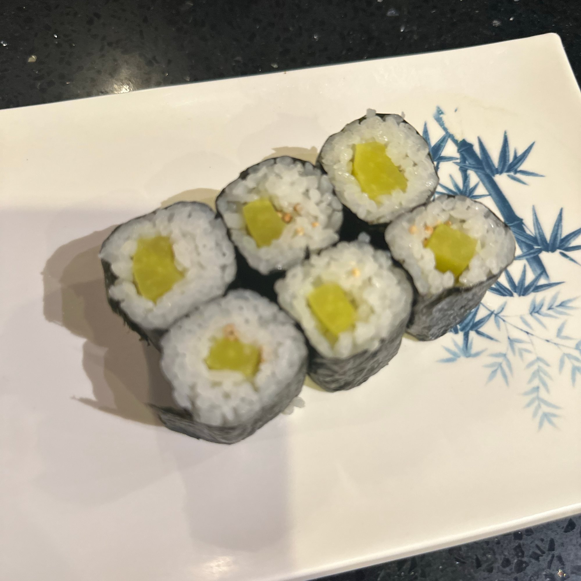 Oshinko Roll